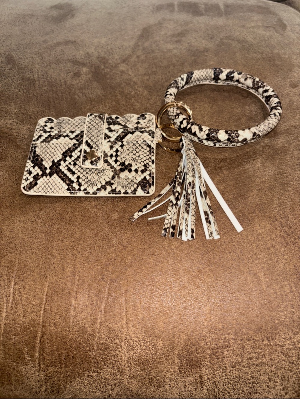 Francesca’s Snake Print Wristlet Card Holder Keychain
